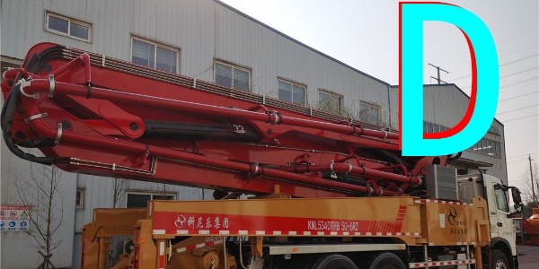泵車作業(yè)后，不得用壓縮空氣沖洗布料桿配管