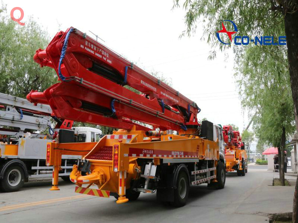 小型泵車，小型混凝土泵車，天泵