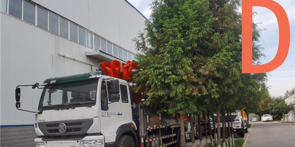 混凝土泵車(chē)是如何把混凝土輸送到高處的？
